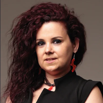 Oroszi Eszter